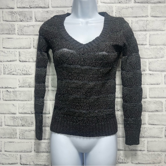 Guess Wool Blend Metallic Thread V-Neck Sweater Extra Small - Picture 1 of 6
